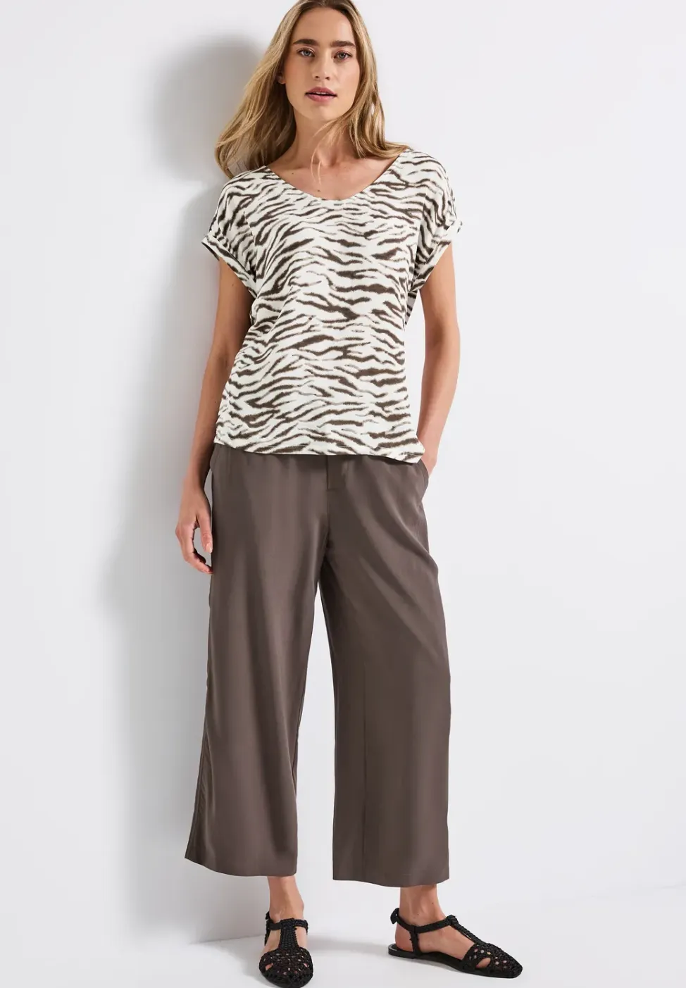 Blouse met uitsnijding aan de achterkant