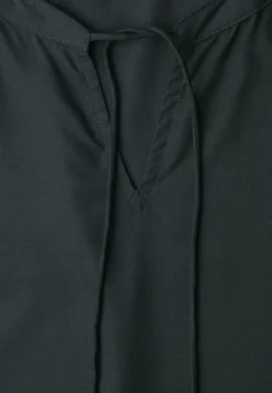 Blouseshirt met gespleten hals en smokdetail