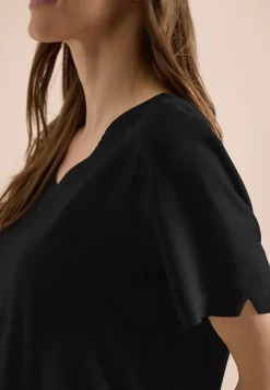 Blouse shirt met V-hals en knoop