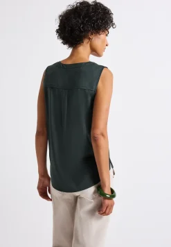 Blousetop met borstzakken
