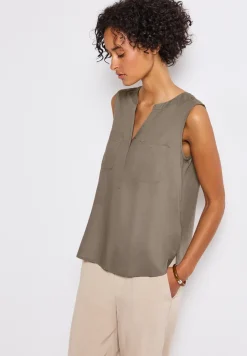 Blousetop met borstzakken