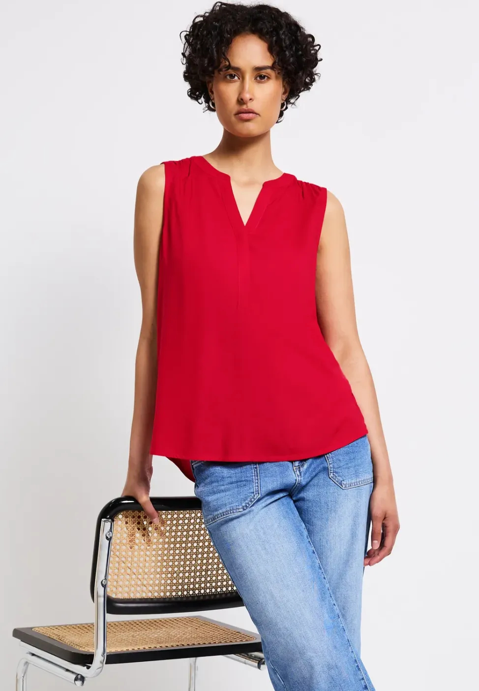 Blousetop met gespleten hals