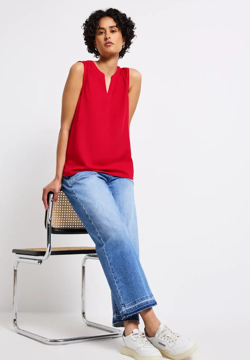 Blousetop met gespleten hals
