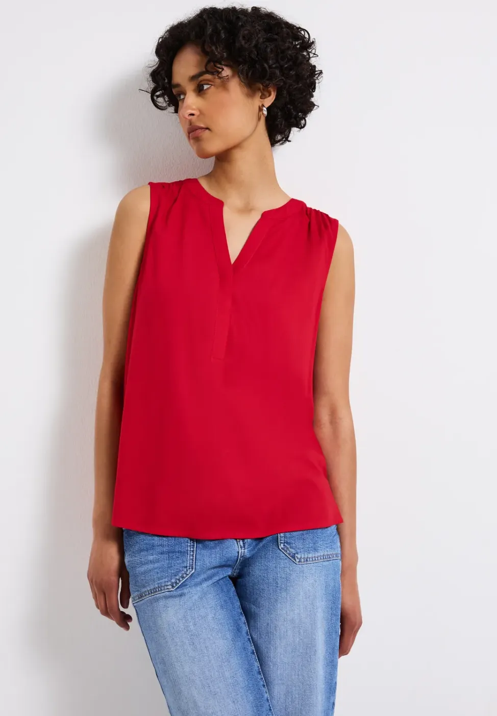 Blousetop met gespleten hals