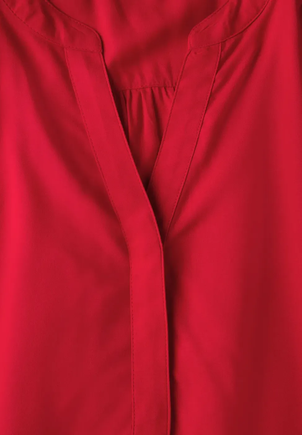 Blousetop met gespleten hals