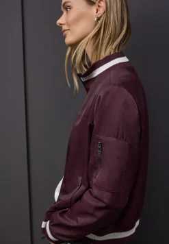 Blouson met college details
