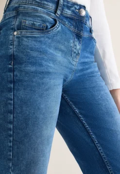 Bootcut jeans