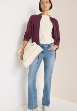 Bootcut jeans