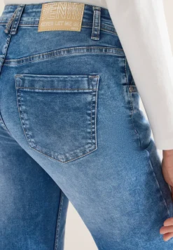 Bootcut jeans
