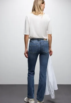 Bootcut jeans