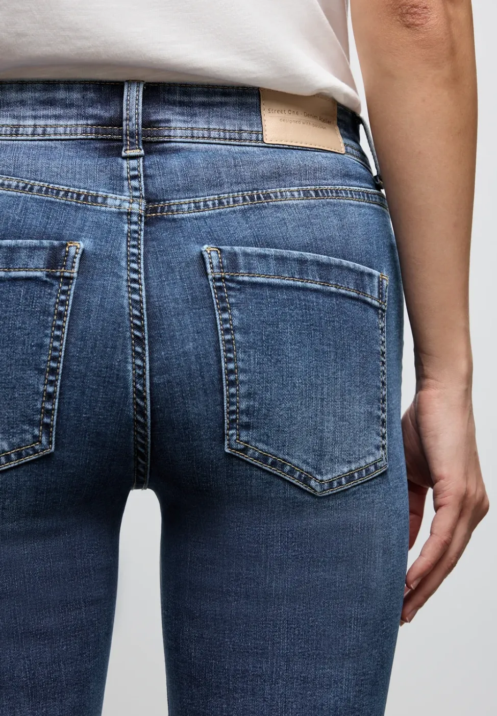 Bootcut jeans