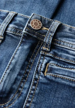 Bootcut jeans