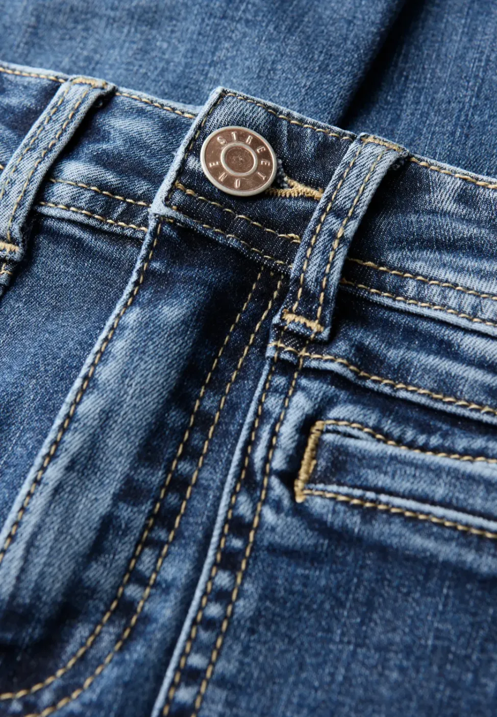 Bootcut jeans