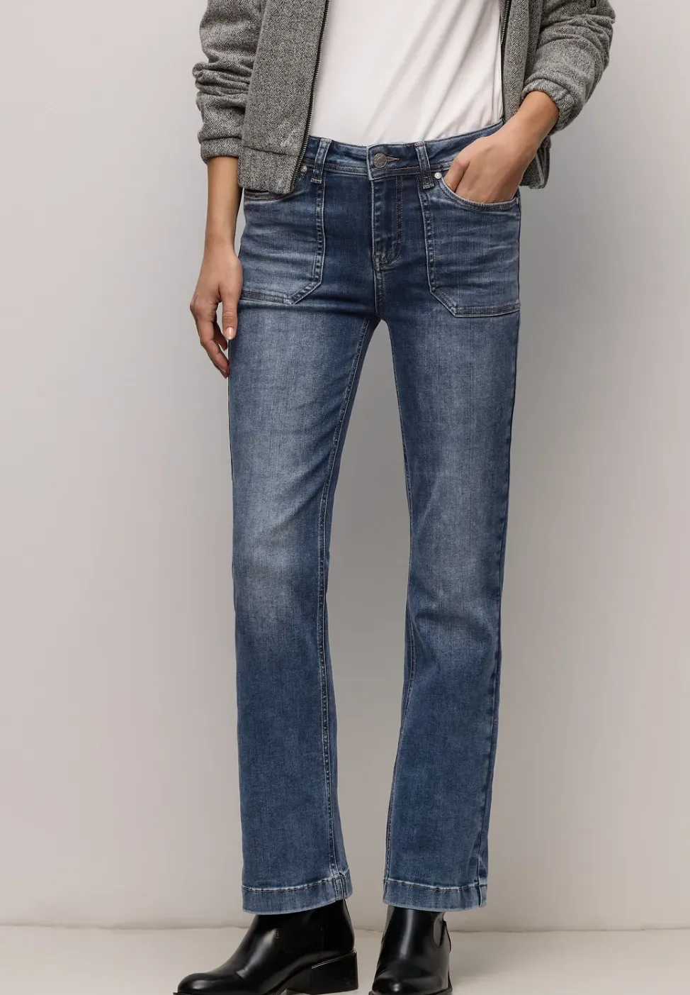 Bootcut jeans