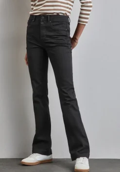 Bootcut jeans