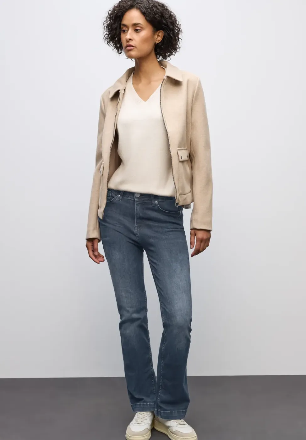 Bootcut jeans