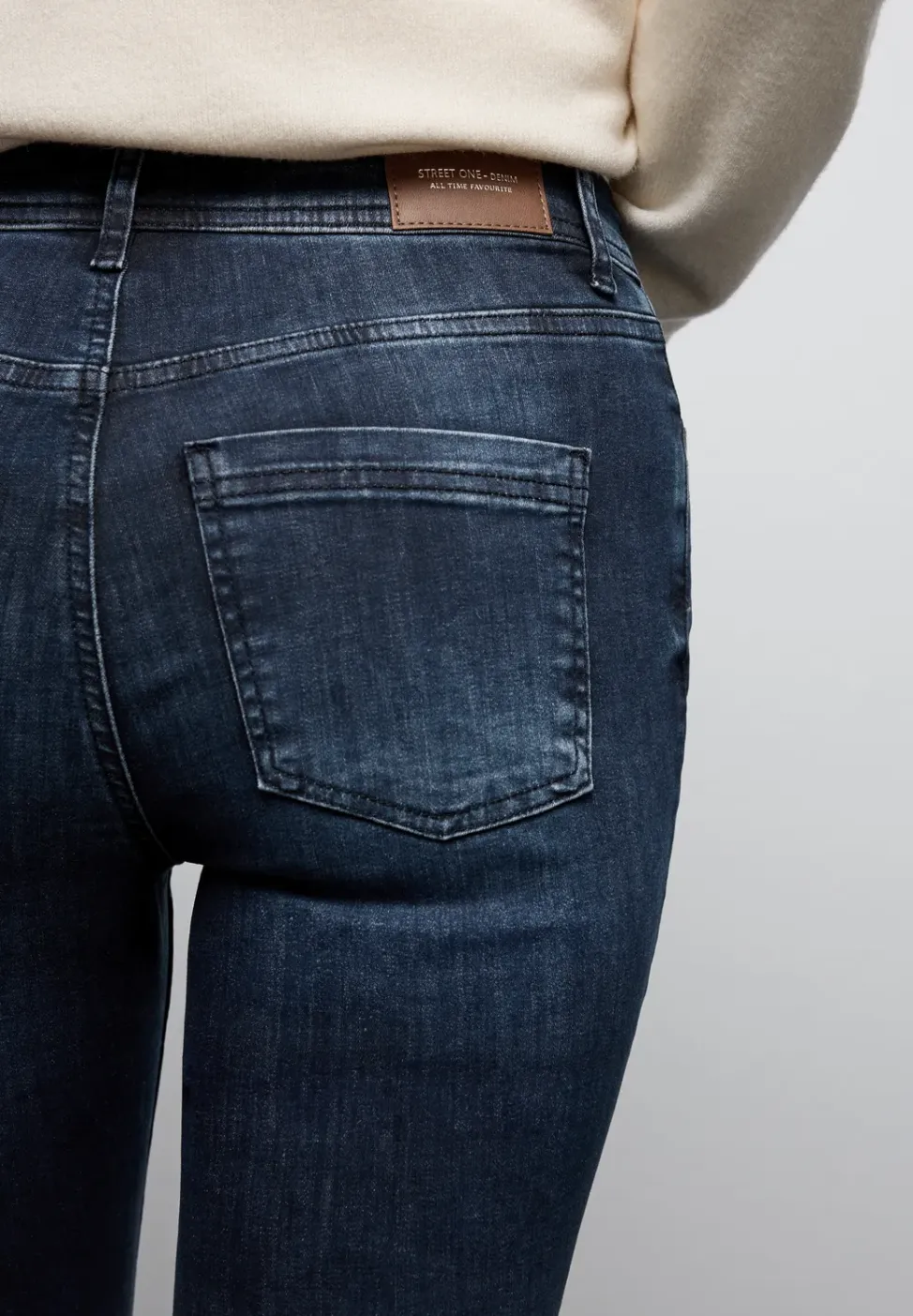 Bootcut jeans