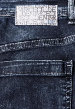 Bootcut jeans