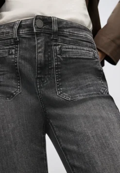 Bootcut jeans