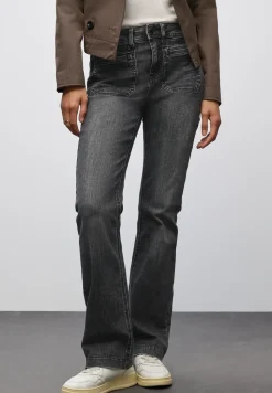 Bootcut jeans