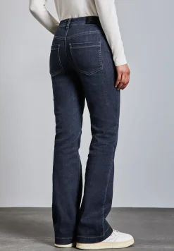 Bootcut jeans
