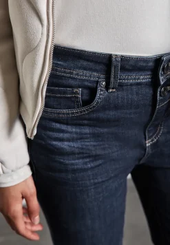Bootcut jeans