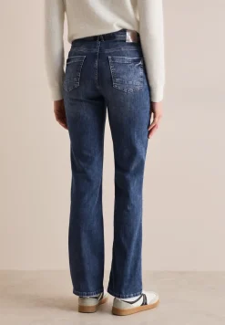 Bootcut jeans