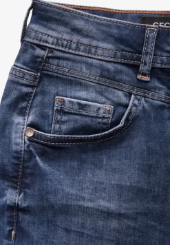 Bootcut jeans