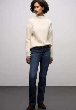 Bootcut jeans
