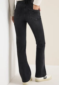 Bootcut jeans