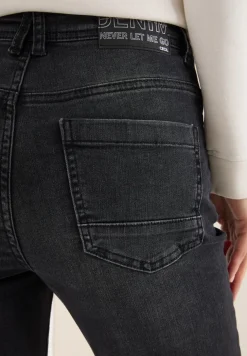 Bootcut jeans