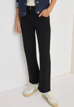 Bootcut jeans