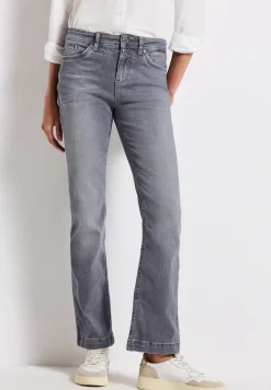 Bootcut jeans