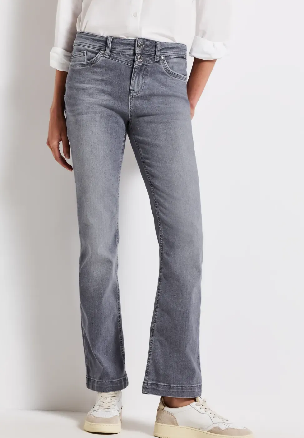 Bootcut jeans