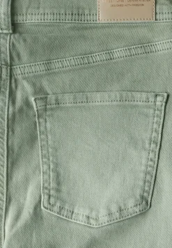 Bootcut jeans