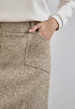 Bouclé rok