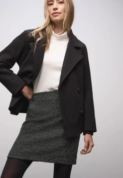Bouclé rok