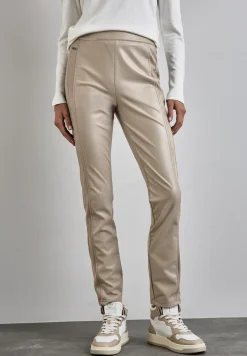Broek met coating
