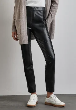 Broek met coating