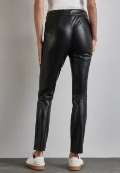 Broek met coating