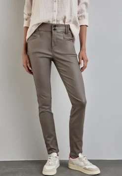 Broek met coating
