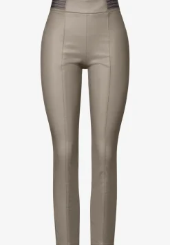 Broek met coating