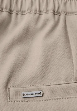 Broek met galonstrepen