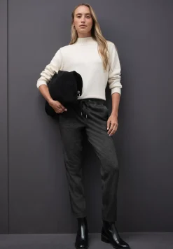 Broek met galonstrepen