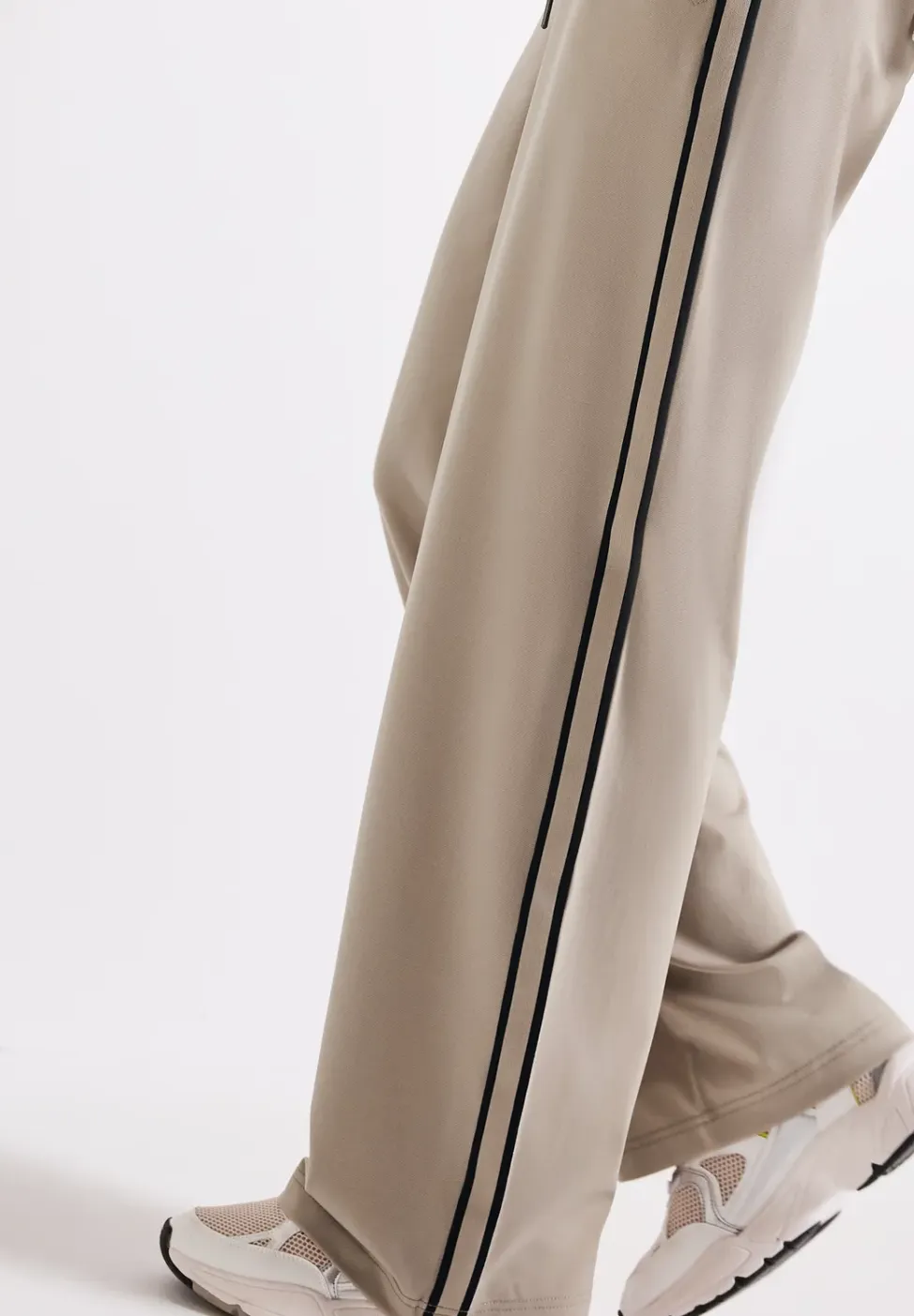 Broek met galonstrepen
