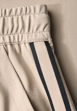 Broek met galonstrepen