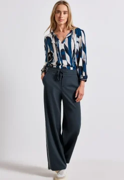 Broek met galonstrepen
