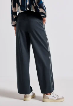 Broek met galonstrepen