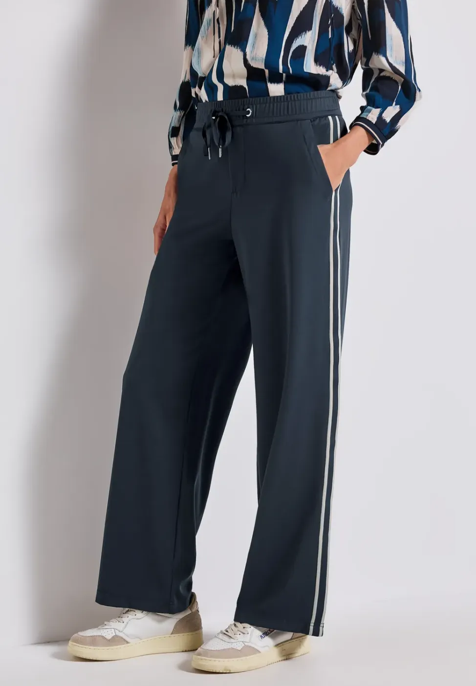 Broek met galonstrepen