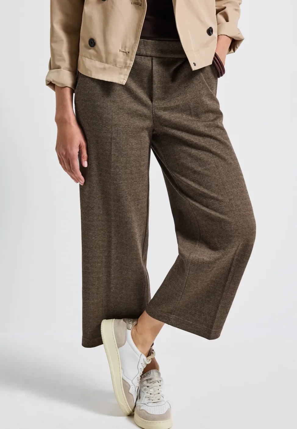 Broek met gedessineerde straight legs